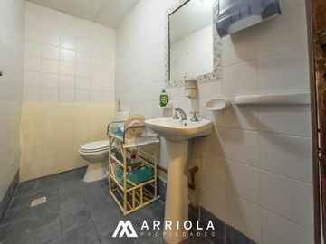 Casa en  venta, ideal desarrollo inmobiliario