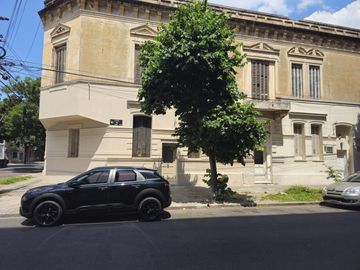 Casa en  venta de 3 dormitorios Iriondo 1000 en barrio Echesortu, Rosario
