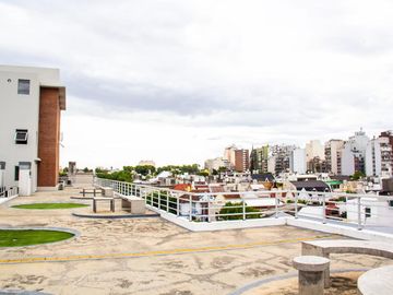Faraday 100 Departamento de 2 ambientes en venta en Parque Chacabuco   cochera fija