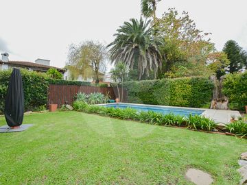Casa en Venta en Aranjuez Country Club con Pileta!