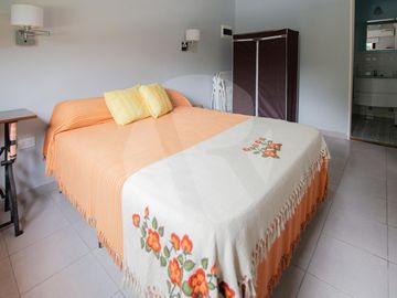 Casa en Venta en Aranjuez Country Club con Pileta!