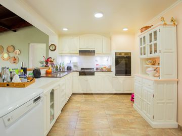 Casa en Venta en Aranjuez Country Club con Pileta!
