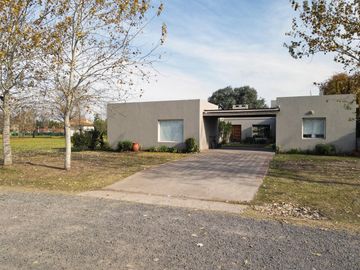 Casa en venta en La Carolina Golf y Country Club , con Vista al Campo de Golf