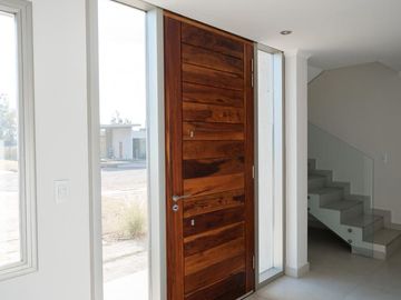 Gran casa a estrenar en La Castilla Club de Campo