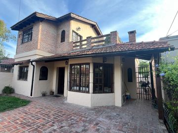 Venta Casa rio limay bella vista