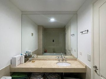 Departamento en  Miradores de la Bahia, Nordelta