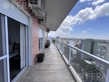 Venta departamento 4 ambientes con cochera, quincho y balcón en Wilde