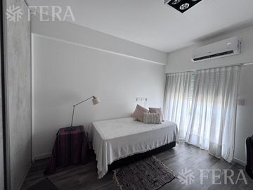 Venta departamento 4 ambientes con cochera, quincho y balcón en Wilde