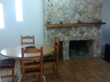 Casa en venta - 2 Dormitorios 1 Baño - Cochera - 200Mts2 - Country Hipocampo, Villa Gesell