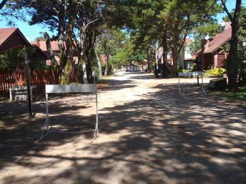 Casa en venta - 2 Dormitorios 1 Baño - Cochera - 200Mts2 - Country Hipocampo, Villa Gesell