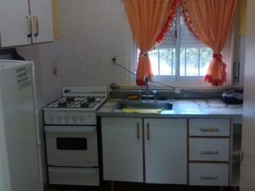Casa en venta - 2 Dormitorios 1 Baño - Cochera - 200Mts2 - Country Hipocampo, Villa Gesell