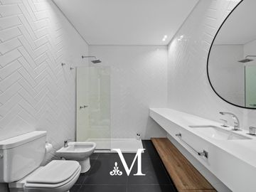 Venta- Penthouse- Torre Bellini - PISO 44 - 3 ambientes- Vista al rio  - 2 cocheras