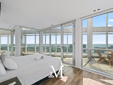 Venta- Penthouse- Torre Bellini - PISO 44 - 3 ambientes- Vista al rio  - 2 cocheras