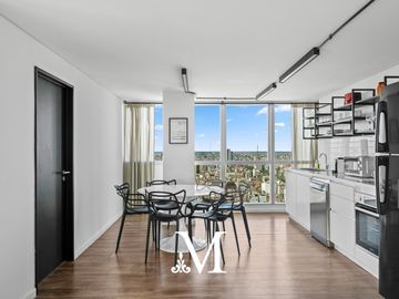 Venta- Penthouse- Torre Bellini - PISO 44 - 3 ambientes- Vista al rio  - 2 cocheras