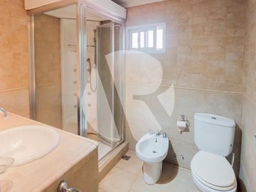 Hermosa casa en Venta en COUNTRY MASCHWITZ CLUB