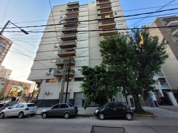 Venta departamento 2 ambientes con balcón en Wilde (31053)