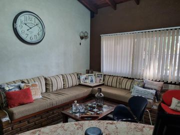 Chalet con pileta en venta  en Ituzaingó Norte