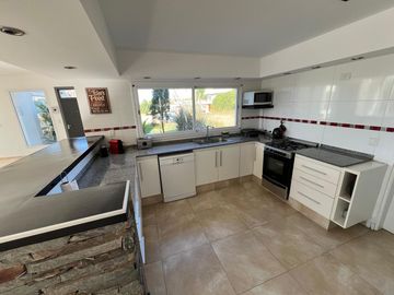 VENTA, CASA, COSTA ESMERALDA, RESIDENCIAL I, LOTE AL 500