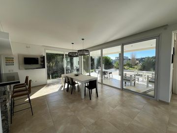 VENTA, CASA, COSTA ESMERALDA, RESIDENCIAL I, LOTE AL 500