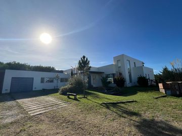 VENTA, CASA, COSTA ESMERALDA, RESIDENCIAL I, LOTE AL 500