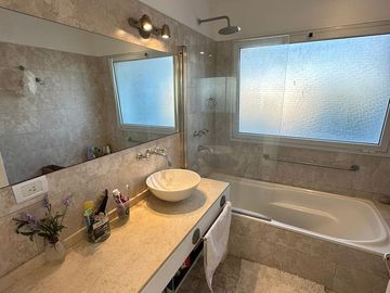Casa en   en venta en Benavidez, barrio San Isidro Labrador