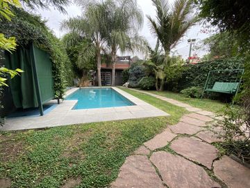 CHALET