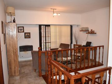 Casa en venta - 3 Dormitorios 2 Baños - Cochera - 398Mts2 - Ituzaingó