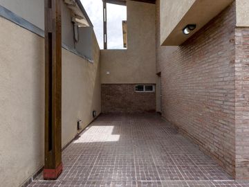 VENTA/PERMUTA- Casa 3 dormitorios. Alvear.