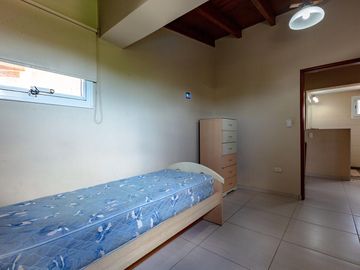 VENTA/PERMUTA- Casa 3 dormitorios. Alvear.