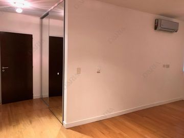 Departamento en venta, 3 dormitorios, dependencia, doble cochera, edificio con amenities. La Lucila.
