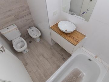 Venta departamento de 3 ambientes en Boedo