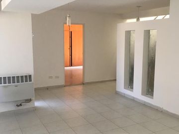 Casa en venta Olegario Andrade  183