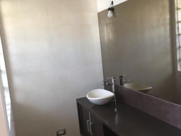 Casa en venta Olegario Andrade  183