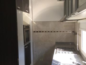 Casa en venta Olegario Andrade  183