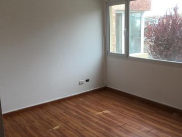 Casa en venta Olegario Andrade  183