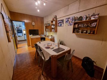 VENTA - PISO  4 AMBIENTES C/DEPENDENCIA - BALCÓN - COCHERA FIJA- CABALLITO