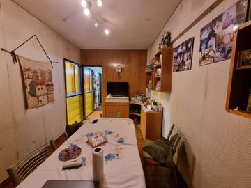 VENTA - PISO  4 AMBIENTES C/DEPENDENCIA - BALCÓN - COCHERA FIJA- CABALLITO