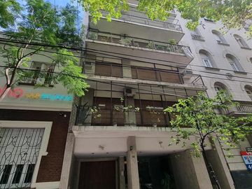 VENTA - PISO  4 AMBIENTES C/DEPENDENCIA - BALCÓN - COCHERA FIJA- CABALLITO