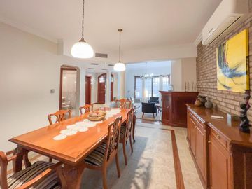 Casa 3 dormitorios, terreno 760 m2, pileta y quincho, Fisherton