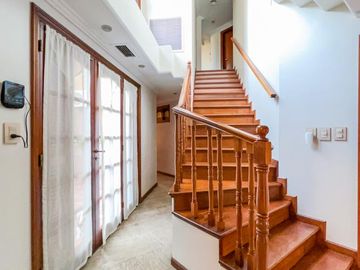 Casa 3 dormitorios, terreno 760 m2, pileta y quincho, Fisherton