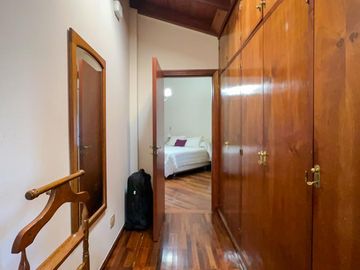 Casa 3 dormitorios, terreno 760 m2, pileta y quincho, Fisherton