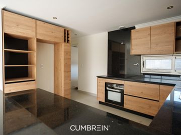 Casa a estrenar en La Castilla Club de Campo