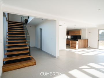 Casa a estrenar en La Castilla Club de Campo