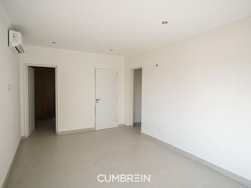 Casa a estrenar en La Castilla Club de Campo