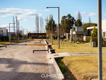 Casa a estrenar en La Castilla Club de Campo