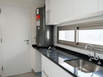 Casa a estrenar en La Castilla Club de Campo