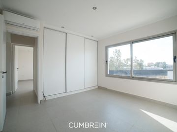 Casa a estrenar en La Castilla Club de Campo