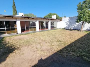 CASA 3 DORM - RECTA MARTINOLLI - Bº VILLA BELGRANO