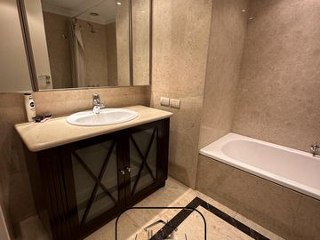 Torre Le  Parc Demaria. 404m2 mas cocheras 3 cocheras