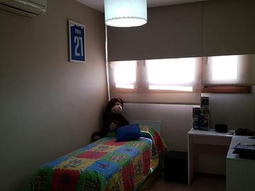 CASA VENTA 3 DORMITORIOS BARRIO CERRADO PUERTO ROLDAN